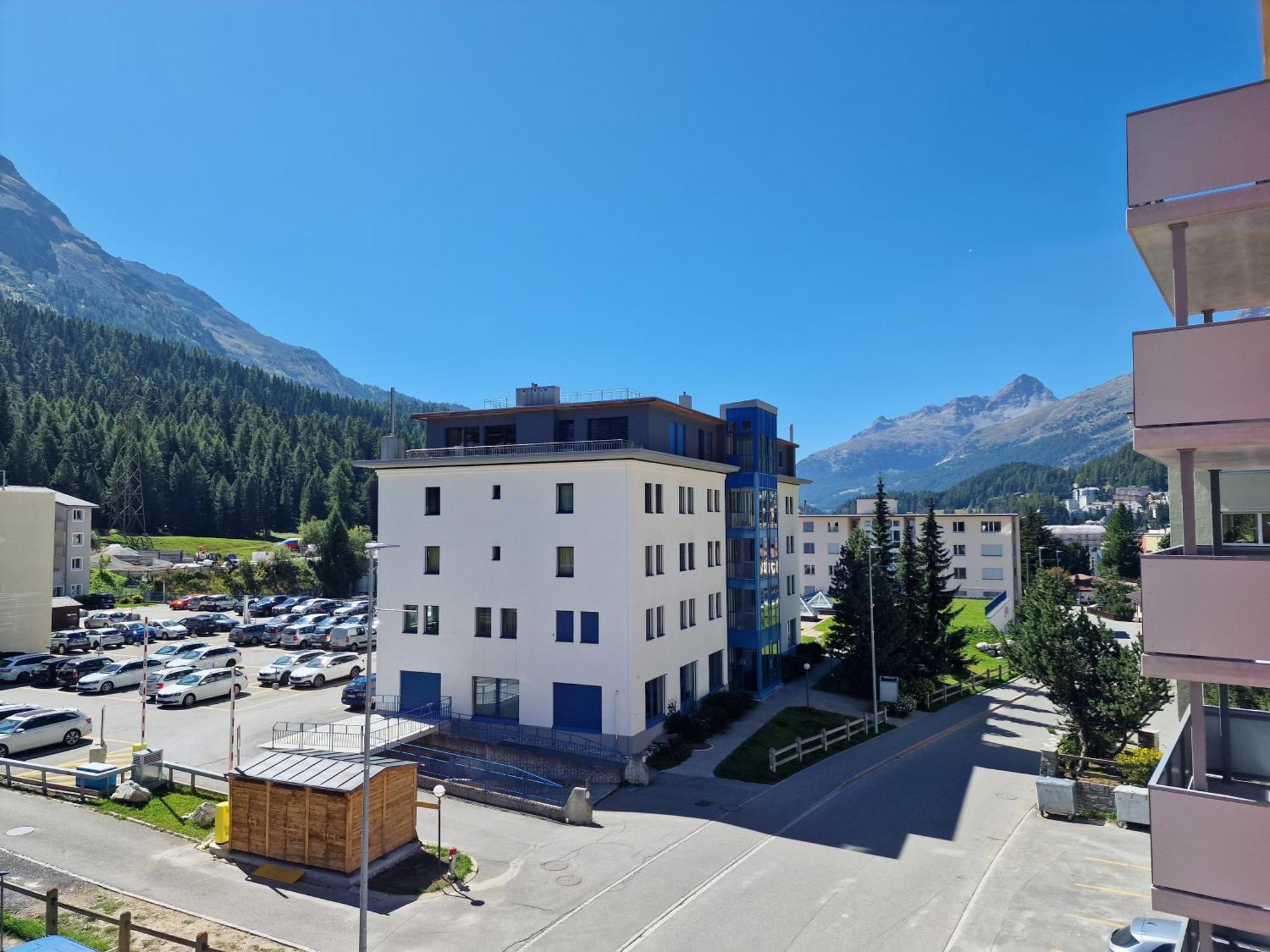 Apartments Flora - Sunflower Санкт-Моріц Екстер'єр фото